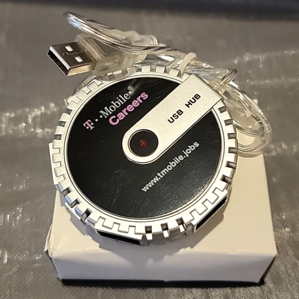 🍃  T.. Mobile Careers USB HUB